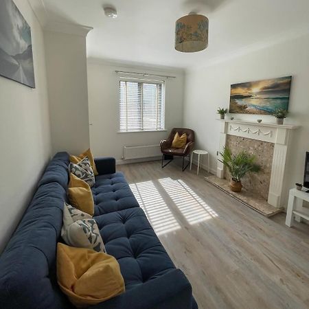 Comfortable Home W Private Parking Charlestown Charlestown  Eksteriør bilde