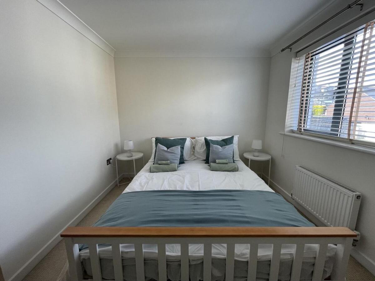 Comfortable Home W Private Parking Charlestown Charlestown  Eksteriør bilde