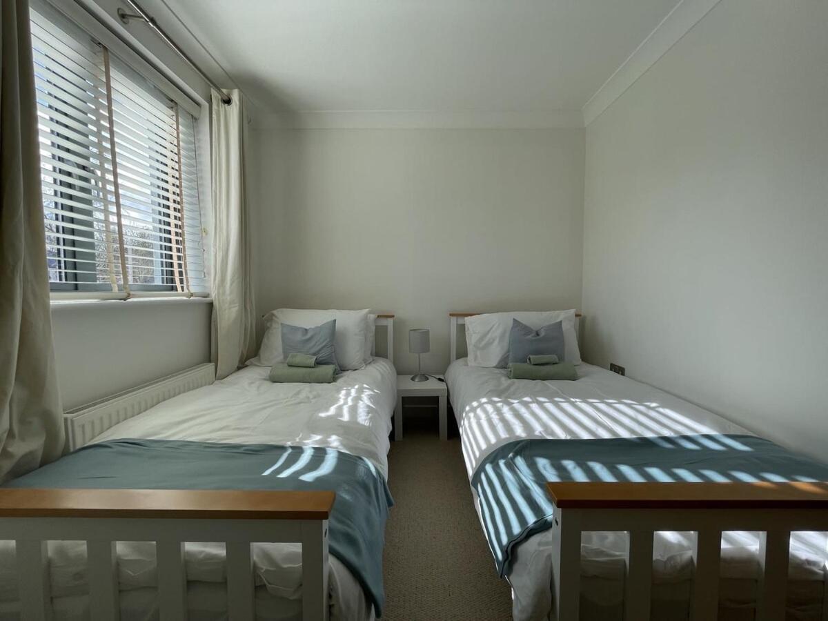 Comfortable Home W Private Parking Charlestown Charlestown  Eksteriør bilde