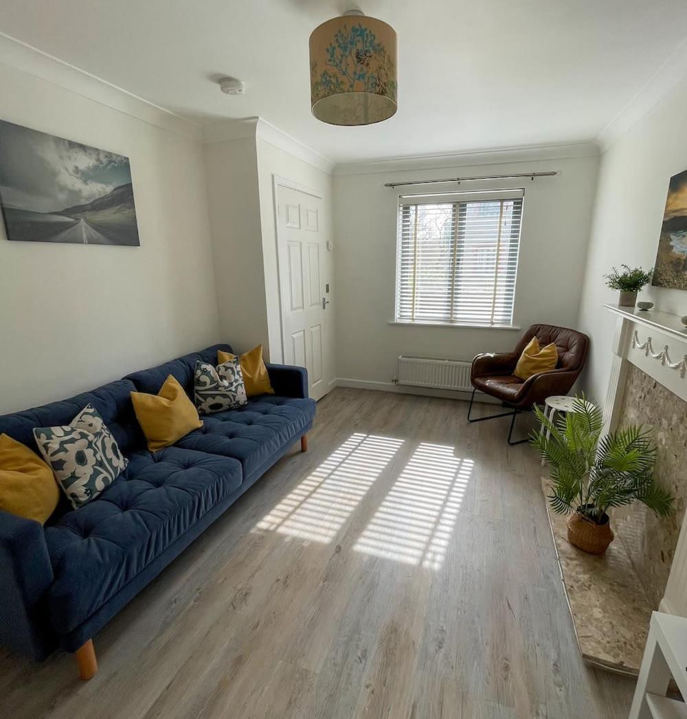 Comfortable Home W Private Parking Charlestown Charlestown  Eksteriør bilde